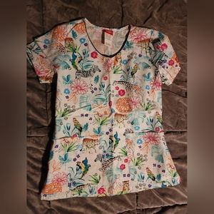 Animal Scrub Top Size XS